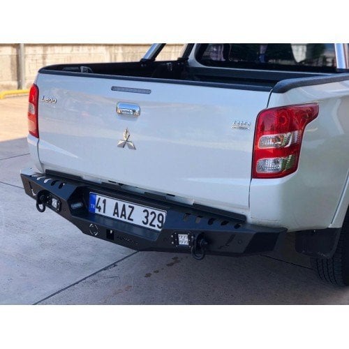 L200 ARKA TAMPON 2015+