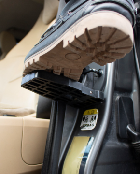 Kapı Menteşe Basamağı